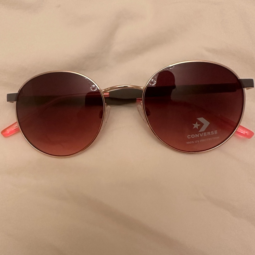 Converse round pink sunglasses